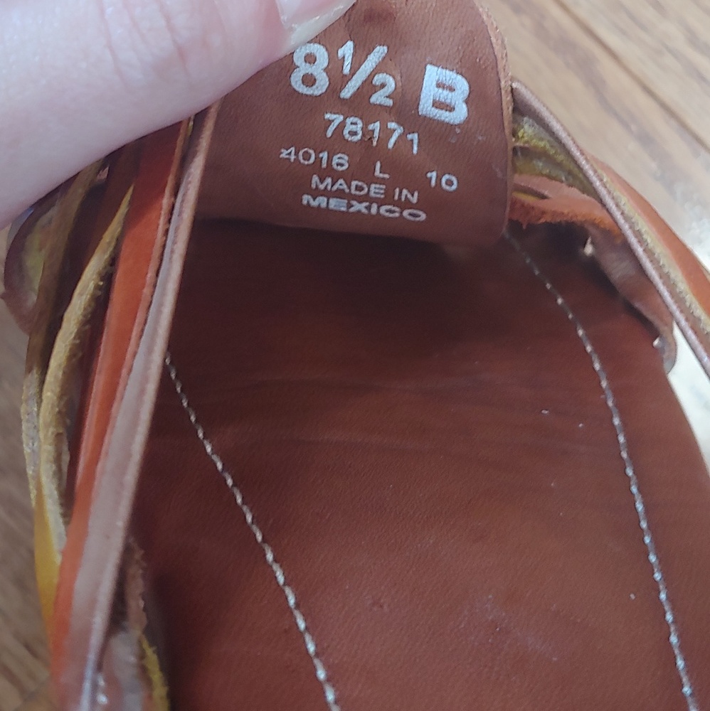 FINAL! 🚨Frye leather flat sandals womens 8 1/2 B - Picture 8 of 8
